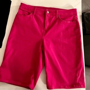 Chico’s So Slimming GF Shorts Pink Size 1